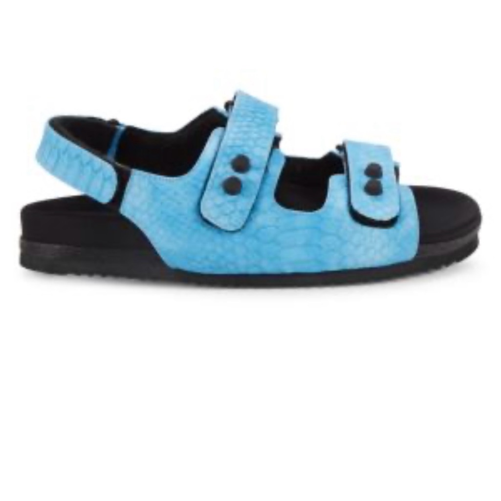 Roam Size 39/9 Women’s Blue Sandals